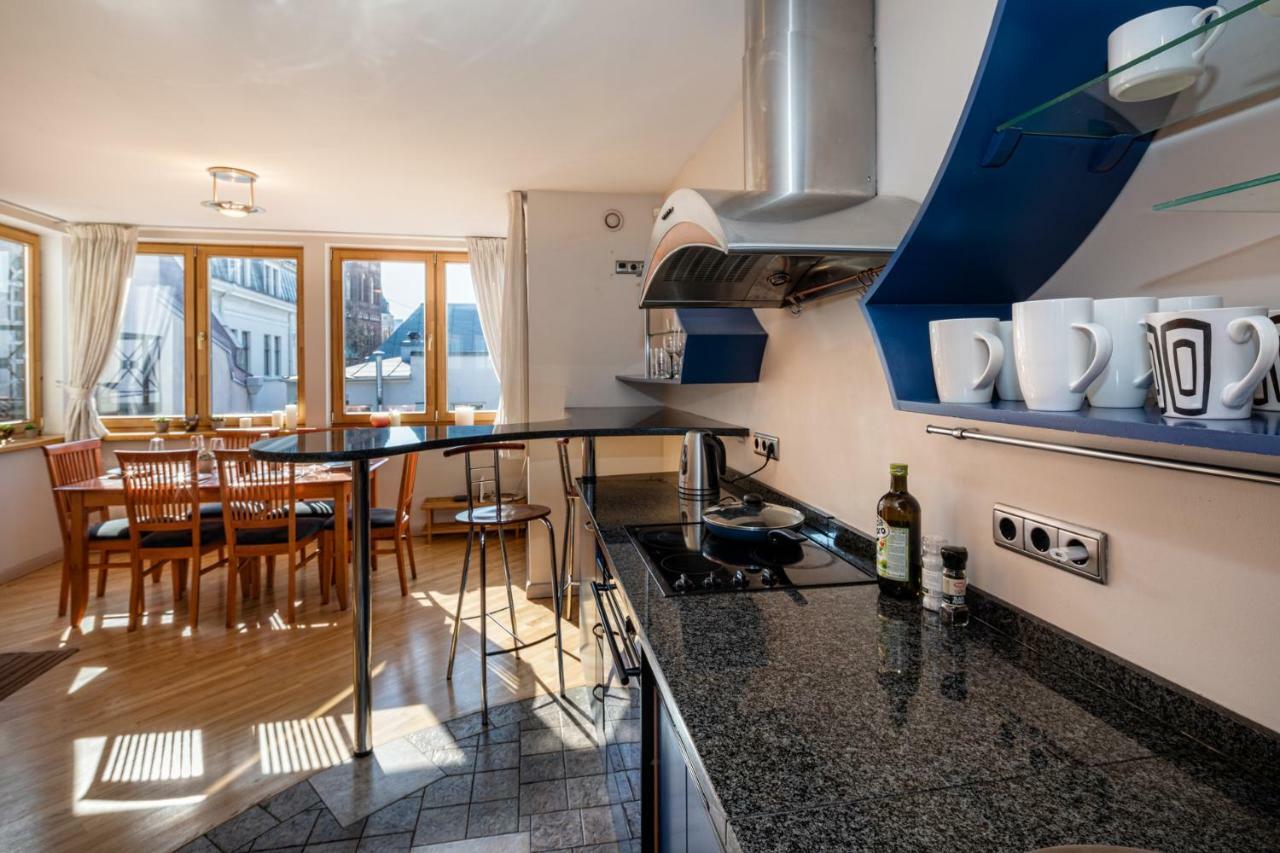 Old Riga Aldaru Street 2 Level Apartment With Terrace Exterior foto